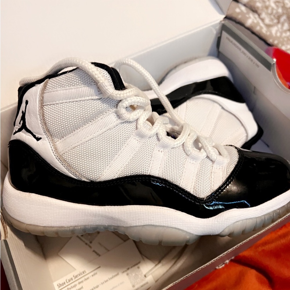 Jordan 11